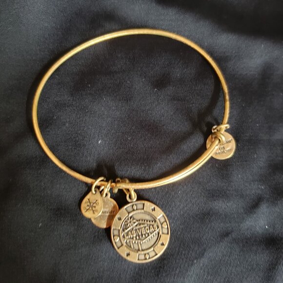 Alex and Ani Las Vegas Gold Charm Bracelet Adjustable Bangle  travel  Lucky  359 - Picture 1 of 3